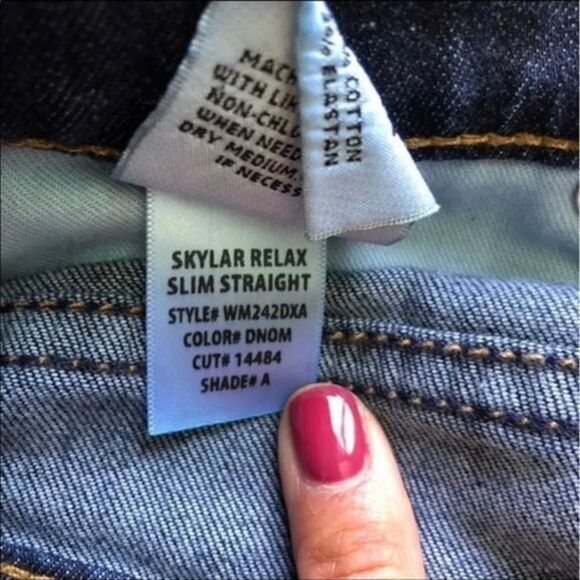 Hudson Skylar Relax Slim Straight Jeans‎ 
Size 25 - Picture 9 of 11